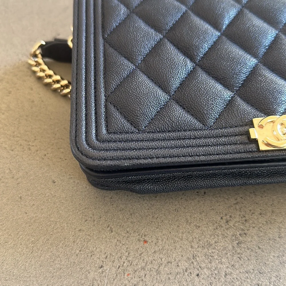 CHANEL 100% authentic